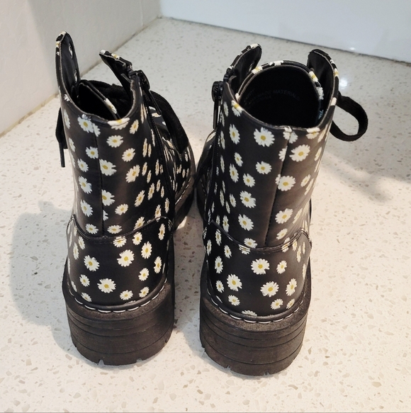 Sugar Black Daisy Print Combat Boots | Size 7 - Picture 3 of 5